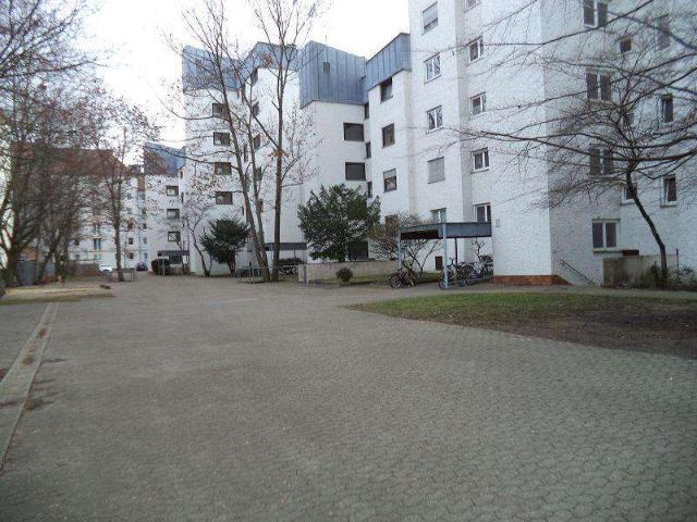 Helles Wohnen in St. Johannis – 3 Zimmer mit Balkon und Aufzug