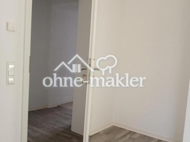 Helles WG Zimmer in 3er WG mit neuer Einbauküche und Terrasse