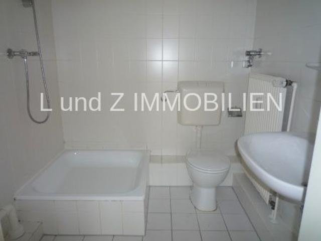 Helles Zwei Zimmer Apartment in Aachen mit Balkon, Pantryküche und schönem Blick ins Grüne