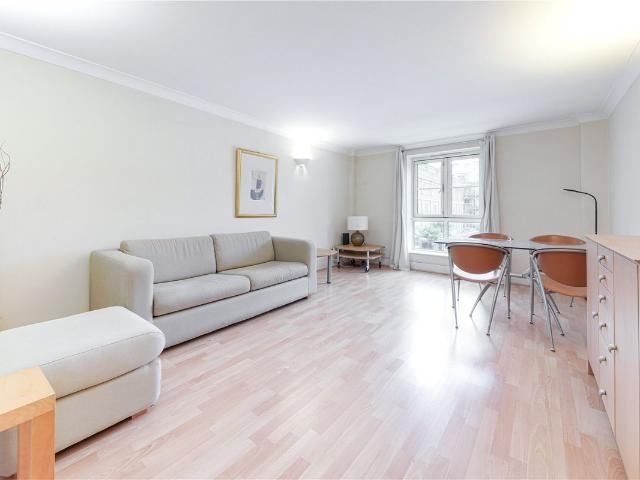 Hepworth Court, Anderson Square N1, 1 bed flat to rent, £2,500 pcm | PrimeLocation