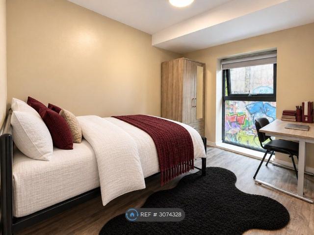 Hepburn Court C, Bristol BS2, 7 bed flat to rent, £5,530 pcm | PrimeLocation