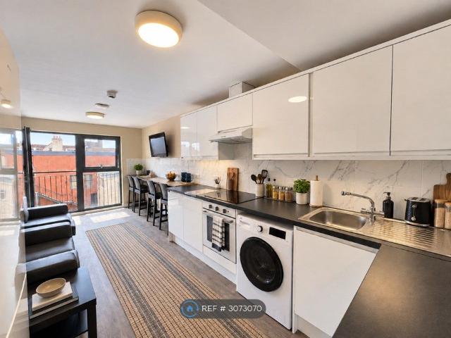 Hepburn Road, Bristol BS2, 4 bed flat to rent, £3,340 pcm | PrimeLocation