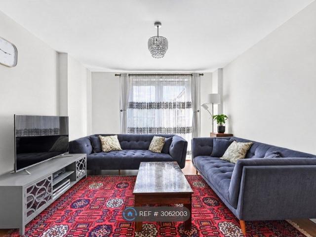 Hertford House, Northolt UB5, 2 bed flat to rent, £1,800 pcm | PrimeLocation