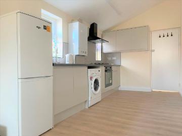 Hertford Road, Edmonton N9, 1 bed flat to rent, £1,500 pcm | PrimeLocation