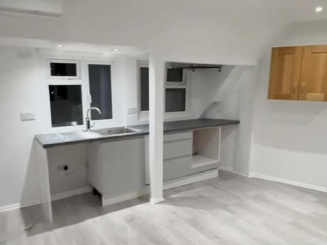 Hertford Road, Enfield EN3 Studio to rent £1,150 pcm £265 pw