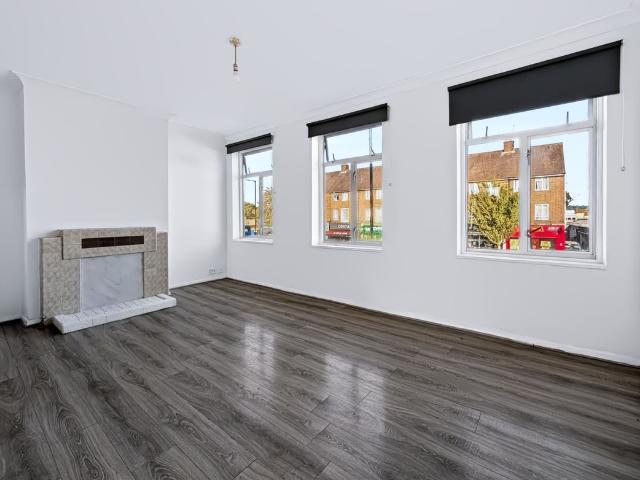 Hertford Road, Enfield EN3, 3 bed maisonette to rent, £1,950 pcm | PrimeLocation