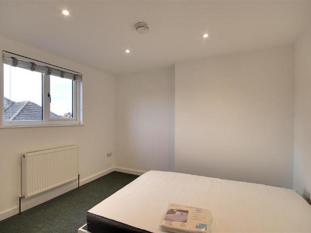 Hertford Road, Worthing, BN11 9 bed house share to rent £700 pcm £162 pw