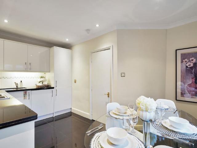 Hertford Street12 | Studio apartment for rent #166020485 | Rentberry