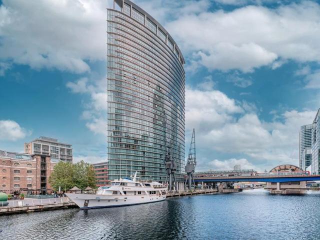 Hertsmere Road, 1 West India Quey, London E14, 2 bed flat to rent, £3,500 pcm | PrimeLocation