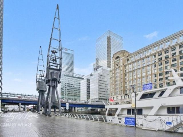 Hertsmere Road, LONDON 2 bed apartment to rent £2,700 pcm £623 pw