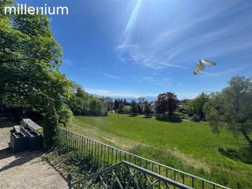 Wunderschöne Villa mit Seeblick