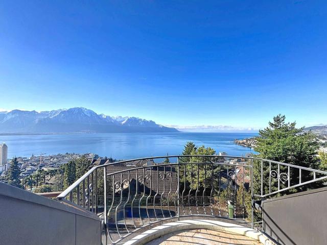 Hervorragende 2,5 Zimmer Wohnung von 72 m² mit Balkonen und wunderschönem Blick auf den See