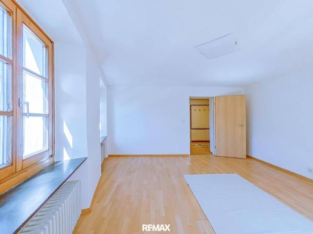 Hervorragende 2 Zimmer Wohnung in historischem Haus im Zentrum von Hall!