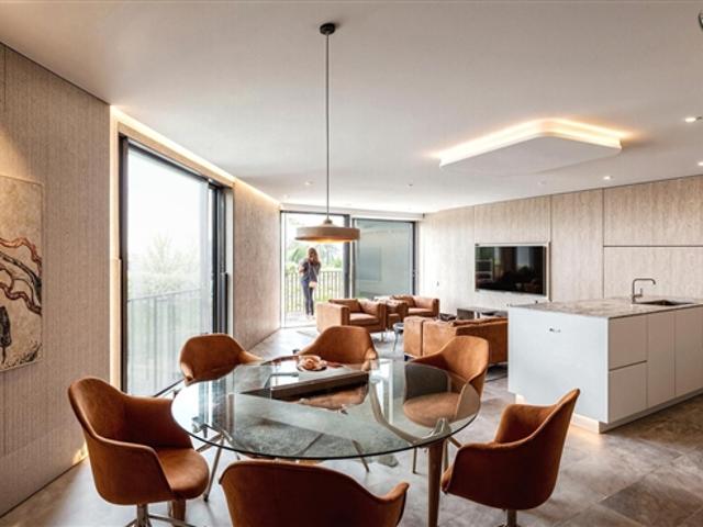 Traumhafte 4½ Zimmer Wohnung mit 152 m² im 1. Stock