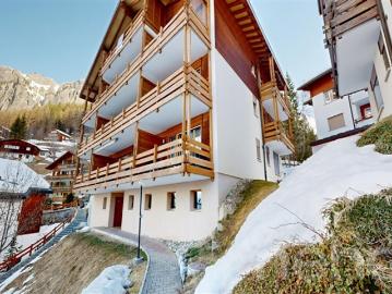 Hervorragende 4,5 Zimmer Wohnung mit Panoramablick