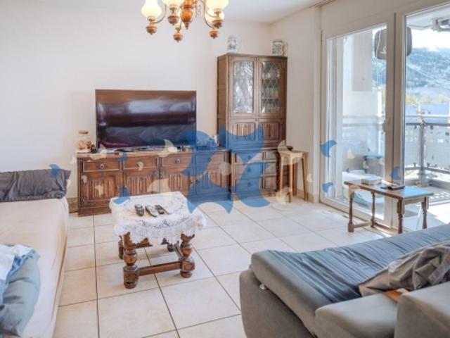 Hervorragende 5.5 Zimmer Familienwohnung in Sion Champsec Terrasse nach Südwesten