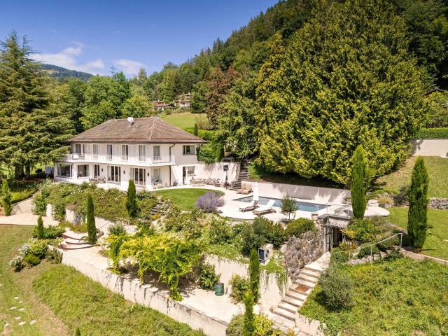 Hervorragendes Anwesen mit Pool, Panoramablick über Montreux