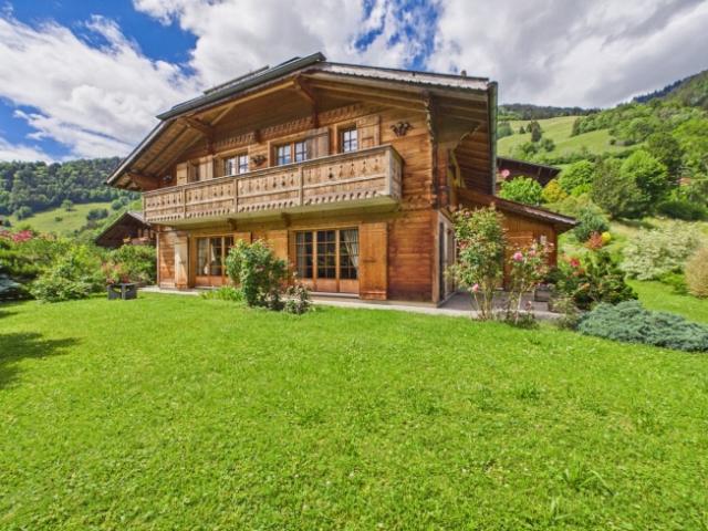 Hervorragendes Chalet zum Verkauf in Rossinière