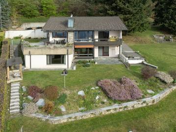 Hervorragendes Doppelhaushaus