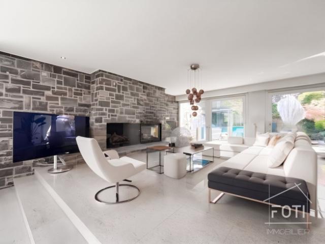 Hervorragendes Luxusduplex mit 5,5 Zimmern, Garten und privatem Pool