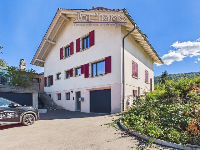 Hervorragendes renoviertes Haus – Vicques
