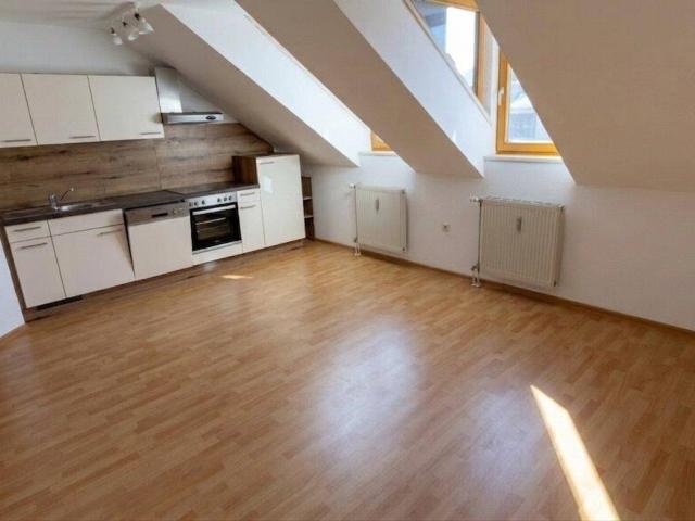 Herzige Dachgeschosswohnung nahe Montanuni Leoben! Jetzt mieten!