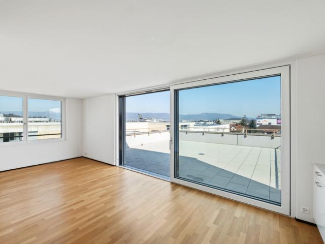 Herzlich Willkommen Ihre neue 3.5 Zi Attika Wohnung zentral in Suhr