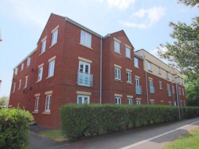 Heraldry Walk, Exeter, EX2 2 bed apartment to rent £1,250 pcm £288 pw