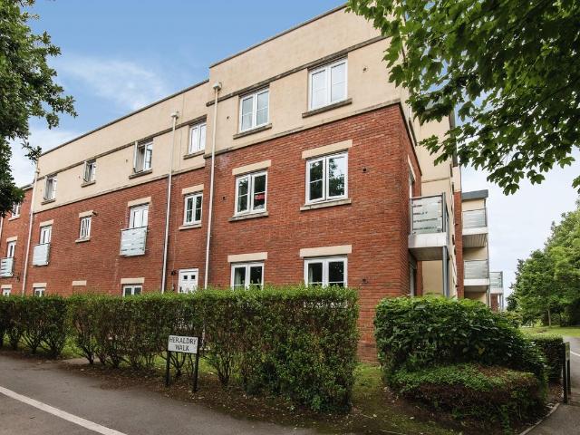 Heraldry Walk, Exeter EX2, 2 bed flat to rent, £1,200 pcm | PrimeLocation