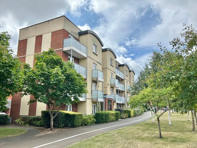Heraldry Walk, Kings Heath, Exeter EX2, 2 bed flat to rent, £1,150 pcm | PrimeLocation