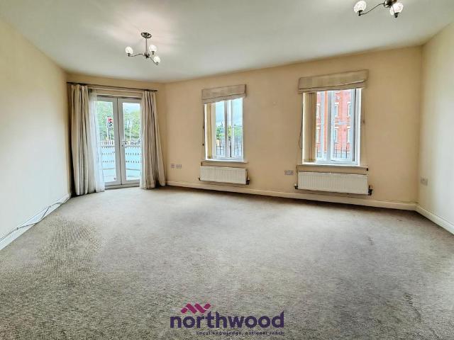 Heraldry Way, Kings Heath, Exeter, EX2 2 bed flat to rent £1,200 pcm £277 pw