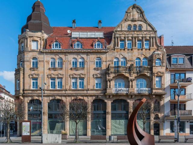 Herausragendes Sandstein Jugendstil Gebäude / Baudenkmal Innenstadt Landau