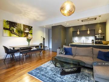 Herbal Hill Gardens, London, EC1R 2 bed flat to rent £4,750 pcm £1,096 pw