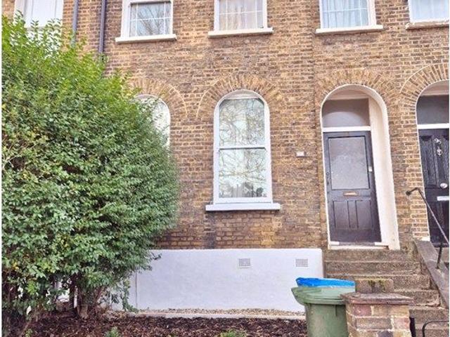 Herbert Road, London SE18, 2 bed flat to rent, £1,750 pcm | PrimeLocation