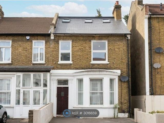 Herbert Road, London SE18, 4 bed flat to rent, £2,350 pcm | PrimeLocation