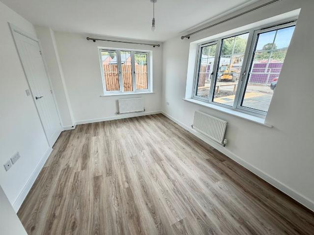 Herbert Street, Eastwood, Nottingham NG16, 3 bed property to rent, £1,195 pcm | PrimeLocation
