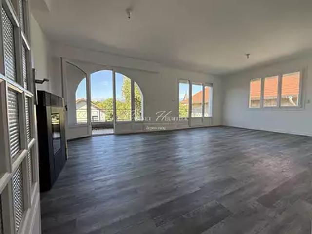 Herbeys 38320 Location appartement 5 pièces t5 terrasse