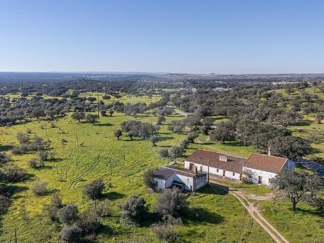 Herdade à venda em Corval, Reguengos de Monsaraz RE/MAX Portugal