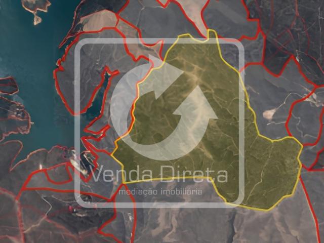 Herdade com 200,6 hectares junto à Barragem da Bravura | Lagos
