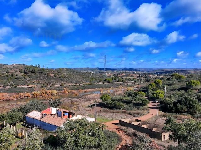 Herdade com Ruina para Venda em Silves 360m² São Bartolomeu De Messines