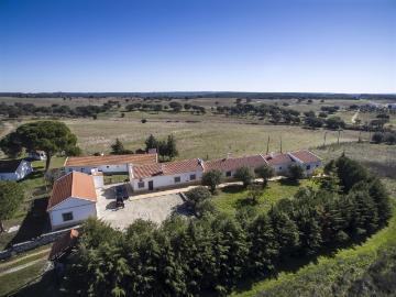 Herdade exclusiva 110m² Santa Marinha e São Martinho
