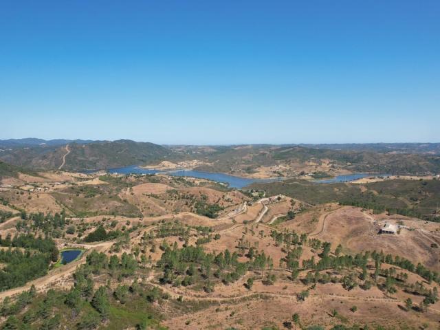Herdade em Silves com Habitação e Terreno com 6 quartos e 3. 251m² São Marcos Da Serra