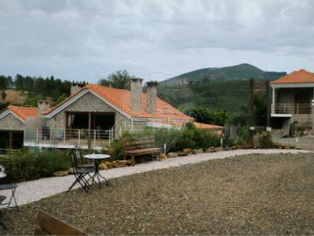 Herdade T5 à venda em Covilhã