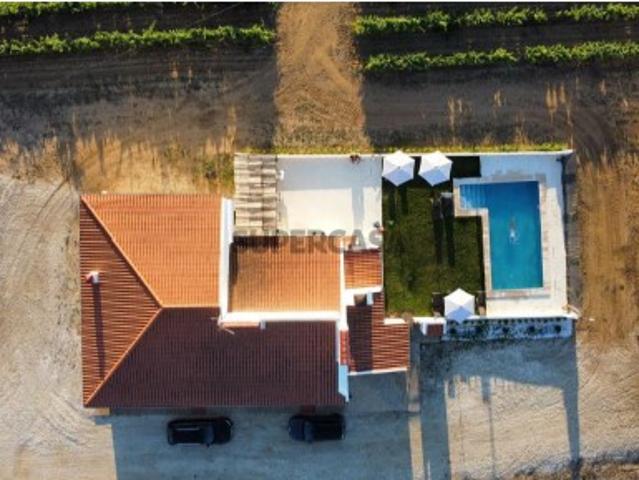 Herdade Vitivinícola de Excelência com Agroturismo | 35 ha | Redondo | Alentejo