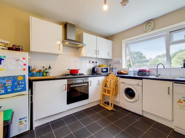 Hereford House, Wimbledon Park Road, London SW18, 2 bed flat to rent, £2,050 pcm | PrimeLocation