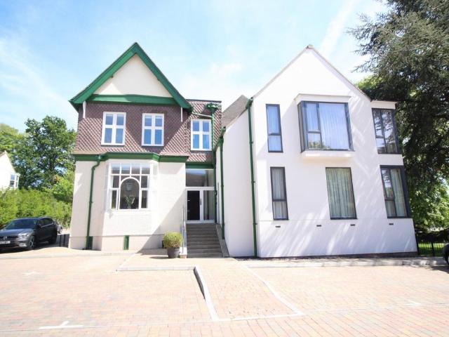 Hereford Road, Monmouth, NP25 2 bed apartment to rent £995 pcm £230 pw