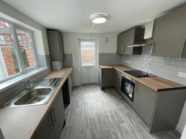 Hereford St, Hull, HU4 6QH 2 bed terraced house to rent £750 pcm £173 pw