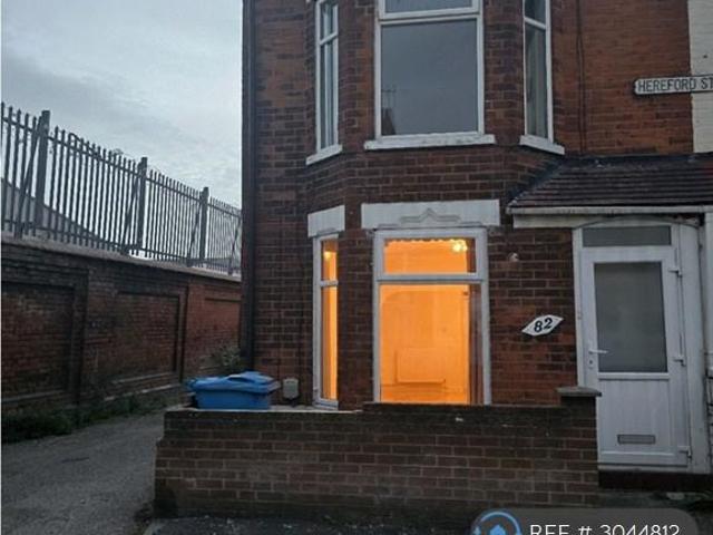 Hereford St, Hull, HU4 2 bed end of terrace house to rent £675 pcm £156 pw