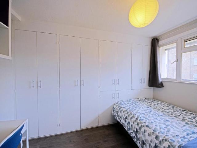 Hereford Street 4 bed flat share to rent £1,200 pcm £277 pw