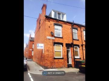 Hereford Street, Leeds LS12, 3 bed end terrace house to rent, £895 pcm | PrimeLocation